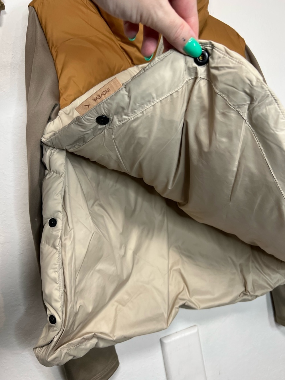 Indyeva Huvila Pullover Puffer Jacket - Picture 8 of 16